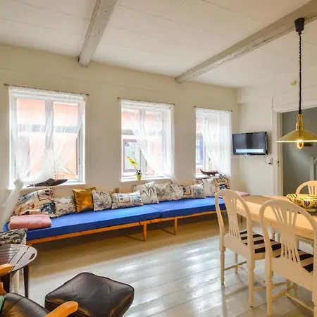 Stunning In W/ Holiday home Nakskov
